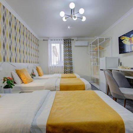 Viva Hotel 비슈케크 외부 사진
