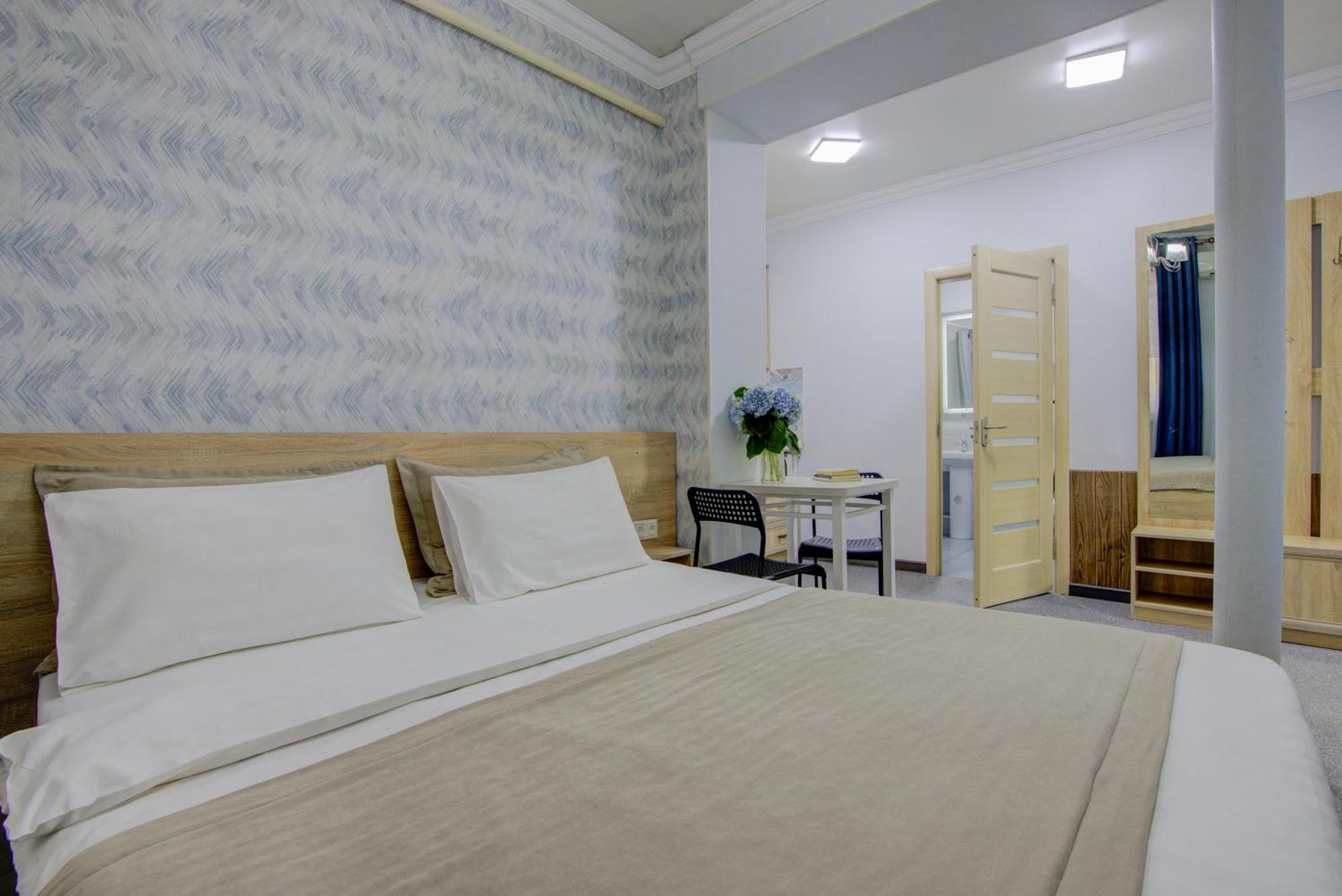 Viva Hotel 비슈케크 외부 사진